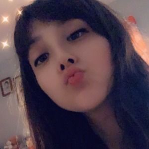 Meet your Posher, Miki